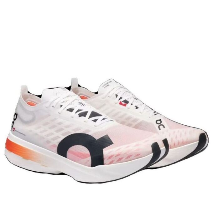 Cloudboom Strike « Blanc Noir Orange » Cloudboom Strike « Blanc Noir Orange »