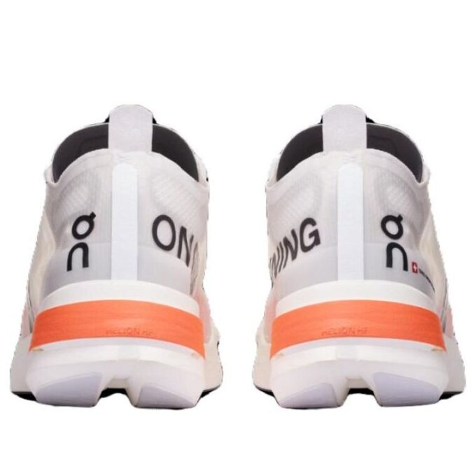 Cloudboom Strike « Blanc Noir Orange » Cloudboom Strike « Blanc Noir Orange »