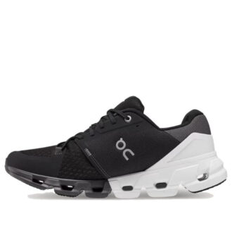 Cloudflyer 4 Wide « Noir Blanc »