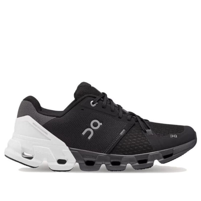 Cloudflyer 4 Wide « Noir Blanc »
