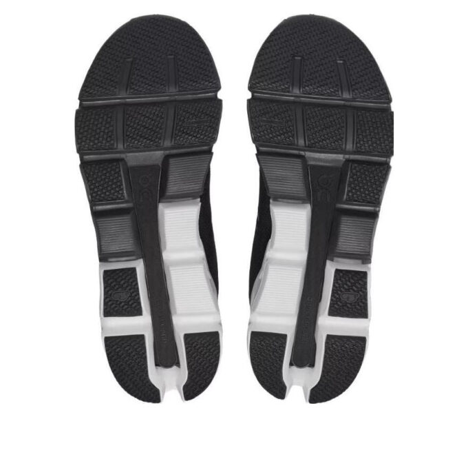 Cloudflyer 4 Wide « Noir Blanc »