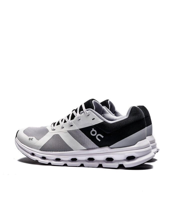 Cloudrunner « Glacier Noir »
