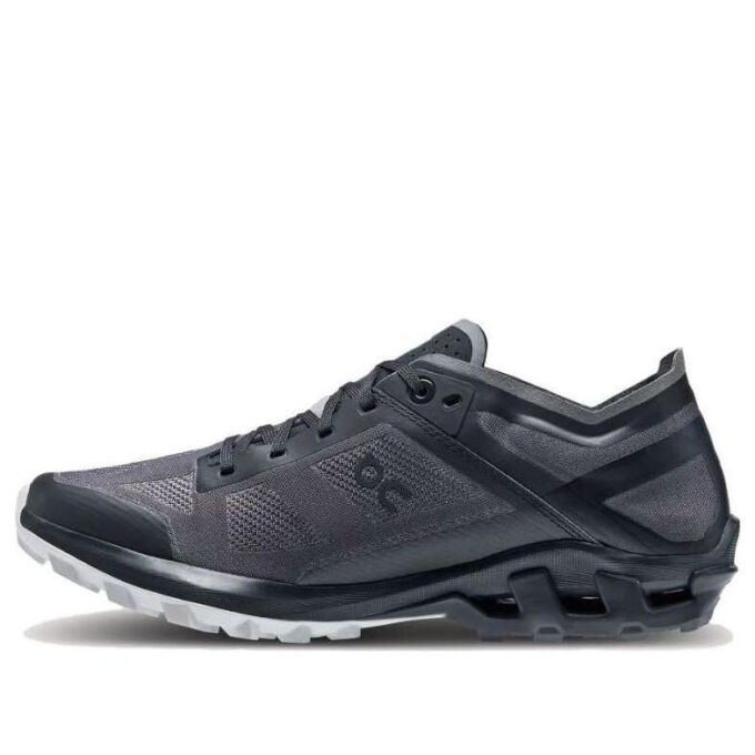 Cloudventure Peak 3 « Noir Glacier »