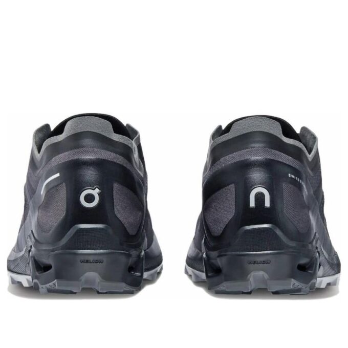 Cloudventure Peak 3 « Noir Glacier »