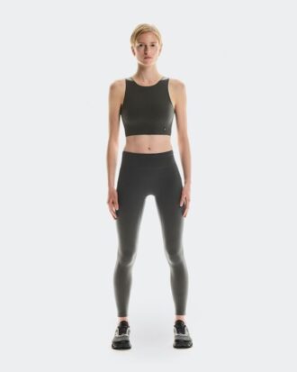 Femme Core 2-en-1 Crop Femme Core 2-en-1 Crop