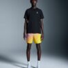 Homme Court-T