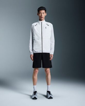 Homme Veste Météo Isolée