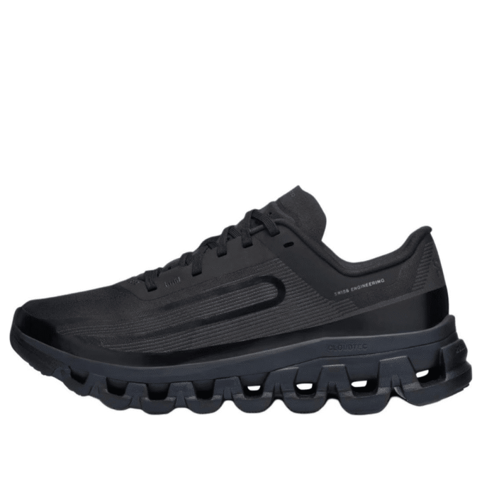 On Running x Bureau Borsche Cloudflow 4 IKON « Noir Magnétique » On Running x Bureau Borsche Cloudflow 4 IKON « Noir Magnétique »