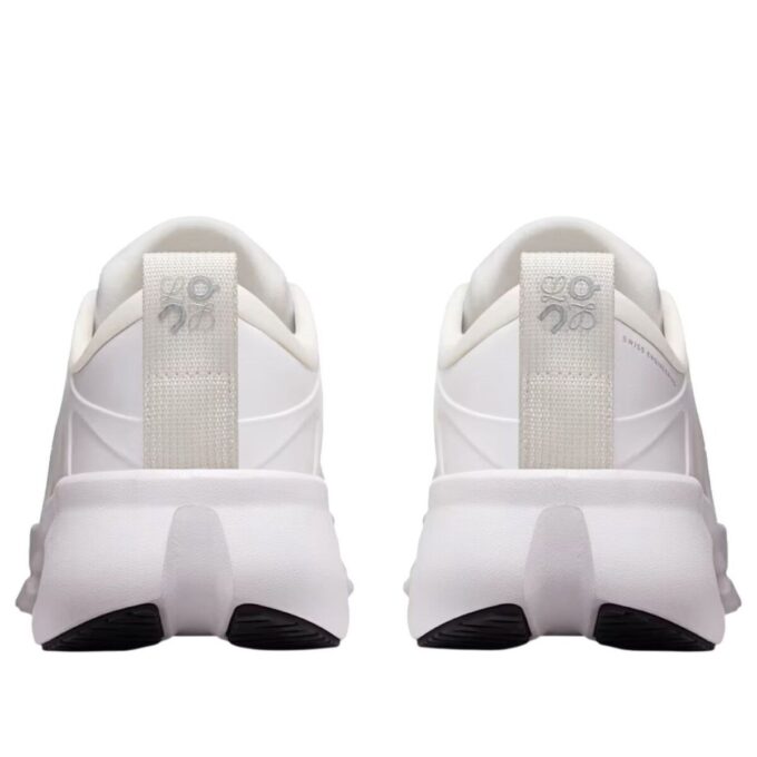 On Running x LOEWE Cloudsolo « Blanc Gris Clair »