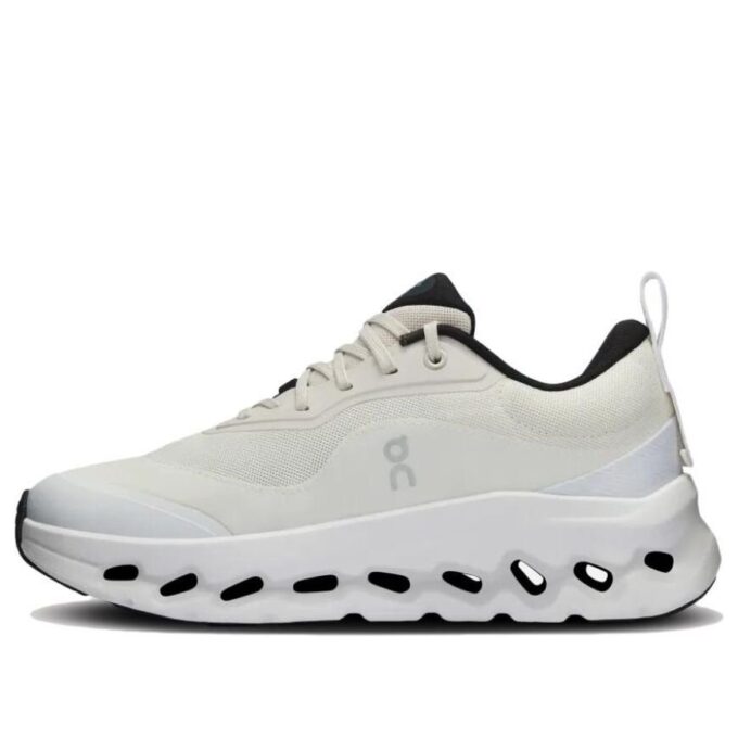 On Running x LOEWE Cloudtilt 2 « Sable Blanc »
