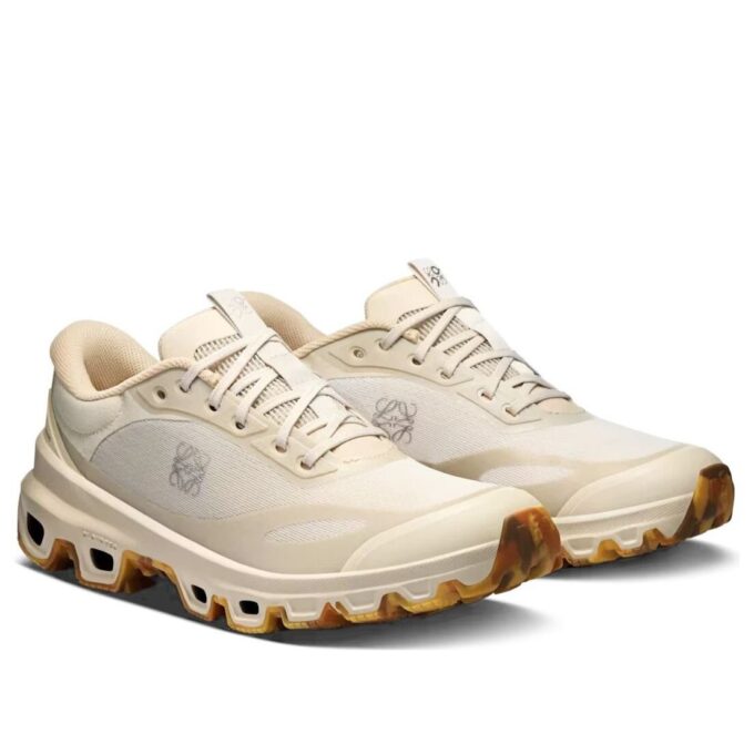 On Running x LOEWE Cloudventure 2 « Sable »