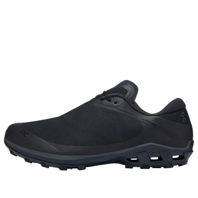 On Running x Post Archive Faction Cloudventure « Noir Total » On Running x Post Archive Faction Cloudventure « Noir Total »