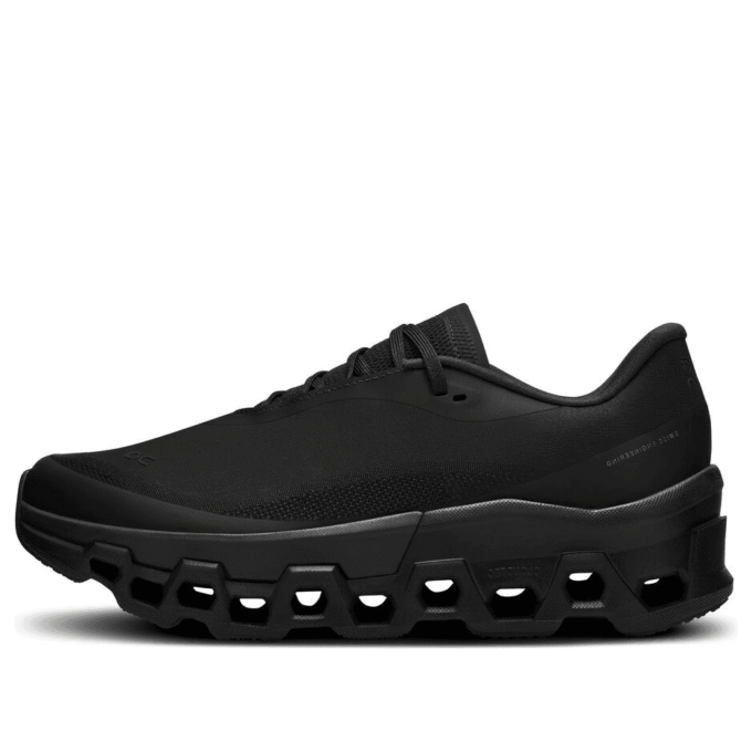 On Running x POST ARCHIVE FACTION (PAF) Cloudmonster 2 Current Form 1.0 « Noir »